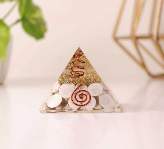 Gomti Chakra Orgone Pyramid