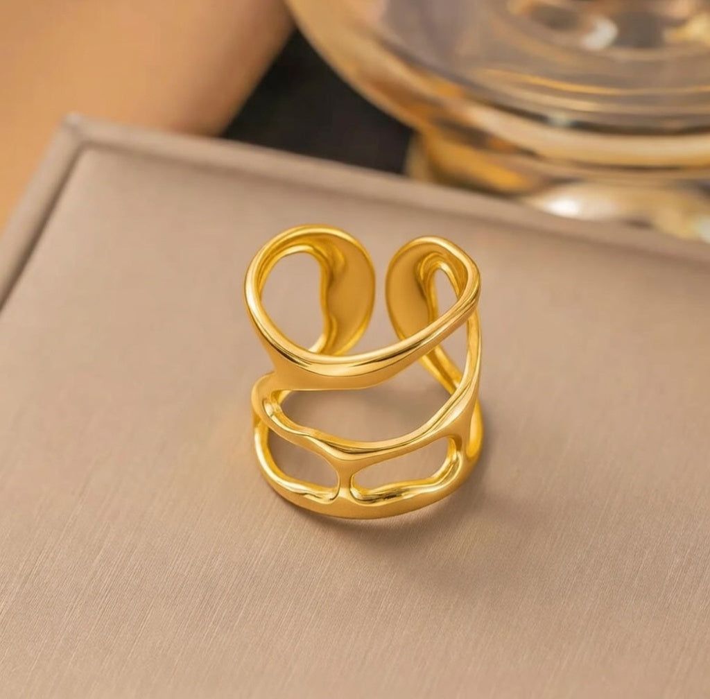 Golden Abstract Wave Statement Ring