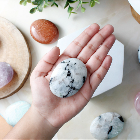 Moonstone Palm Stone