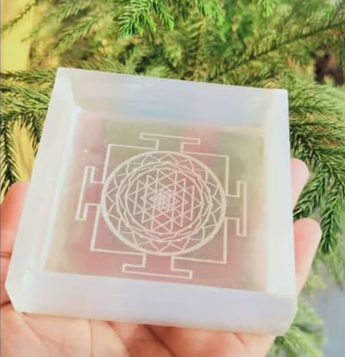 Shri Yantra Selenite Tray