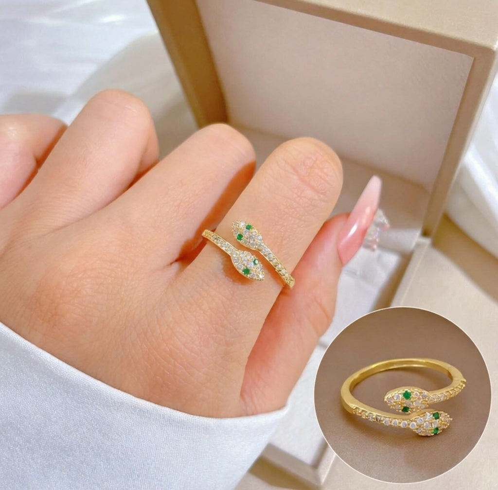 Emerald Eye Snake Open Ring