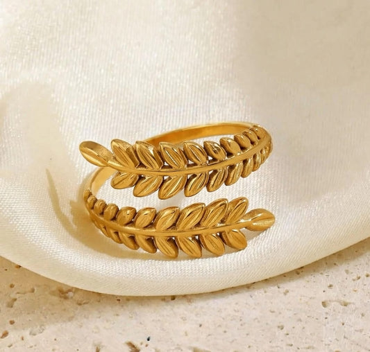Golden Laurel Wrap Ring