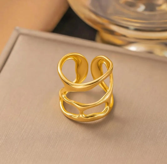 Golden Abstract Wave Statement Ring